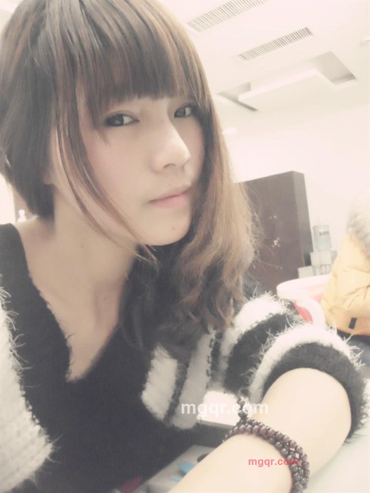 蓝色比基尼的第1张照片