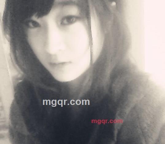 蓝色比基尼的第2张照片