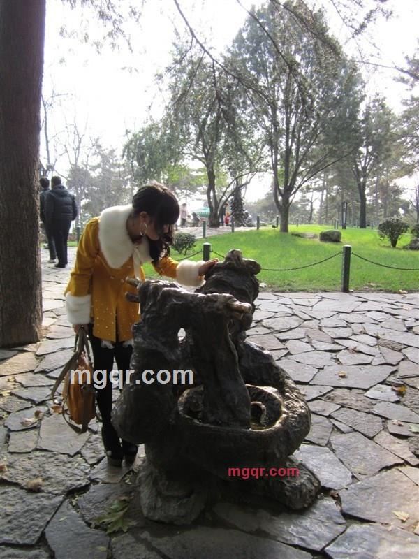 尹依依的第2张照片