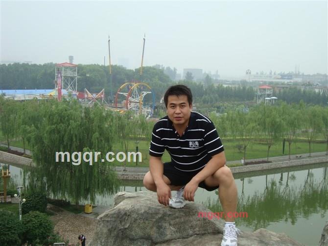 寂寞的男？的第1张照片