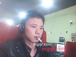 25了应该找个对象了的第1张照片