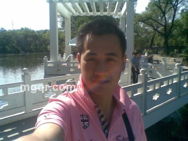 夜光中的灯的第1张照片