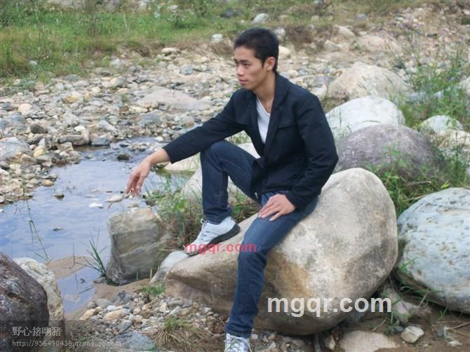 野心接吻猪的第5张照片