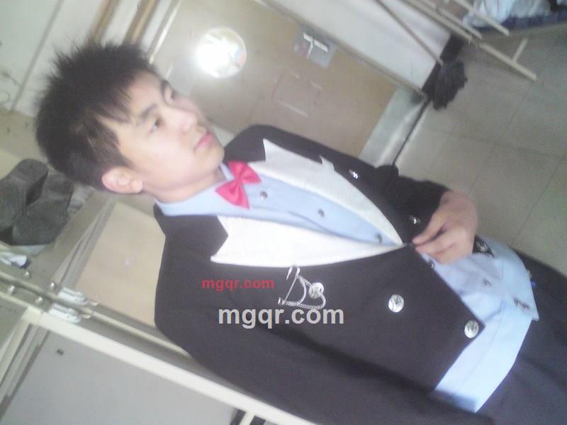 小男子丶求??的第1张照片