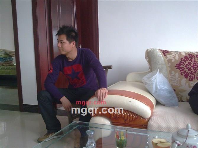 等候佳人L的第1张照片