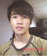 知性男生的第3张照片