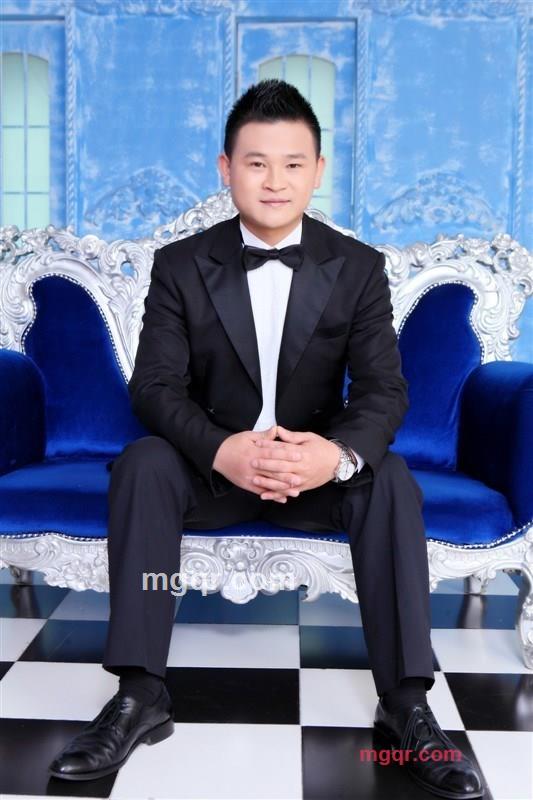 大块肌肉男的第2张照片