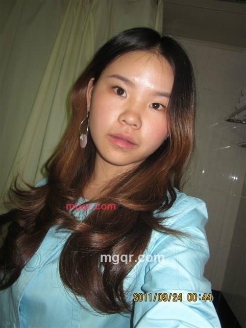 何巧儿的第8张照片