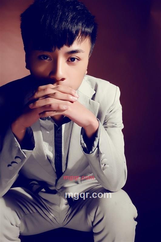 鸟儿何处有虫吃的第1张照片