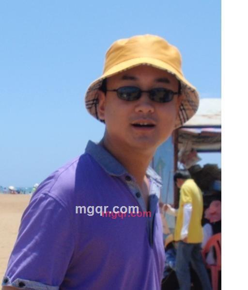 放荡不羁看蓝天的第1张照片