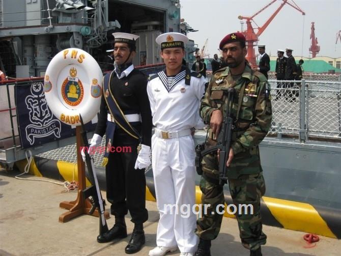 沙漠的太阳的第1张照片