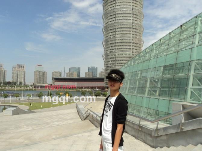 雨中的血的第1张照片