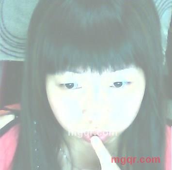 妩媚小妇女的第2张照片