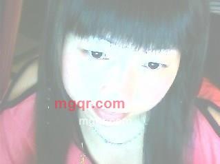 妩媚小妇女的第5张照片