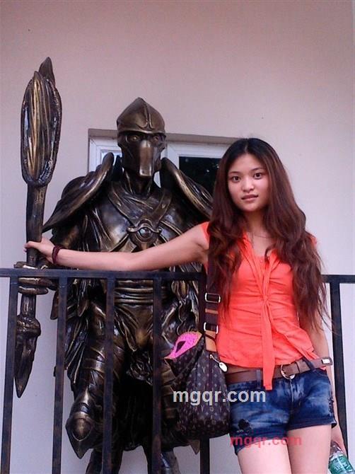 夜丶狠美的第1张照片