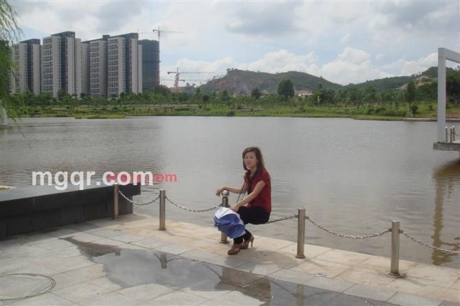 @夜倾情的第1张照片