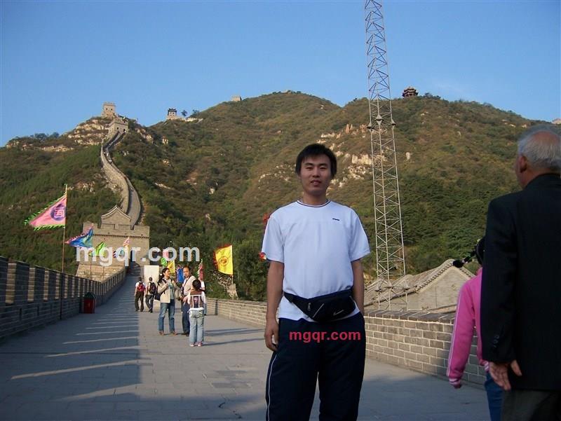 玉面情魔的第1张照片