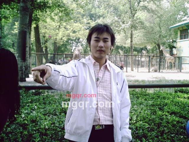 玉面情魔的第3张照片