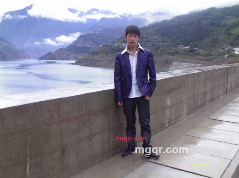 爱傻傻的等的第7张照片