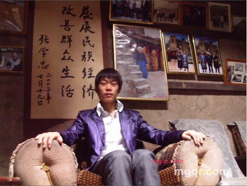 爱傻傻的等的第3张照片