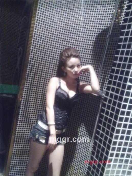 需要人陪.的第1张照片