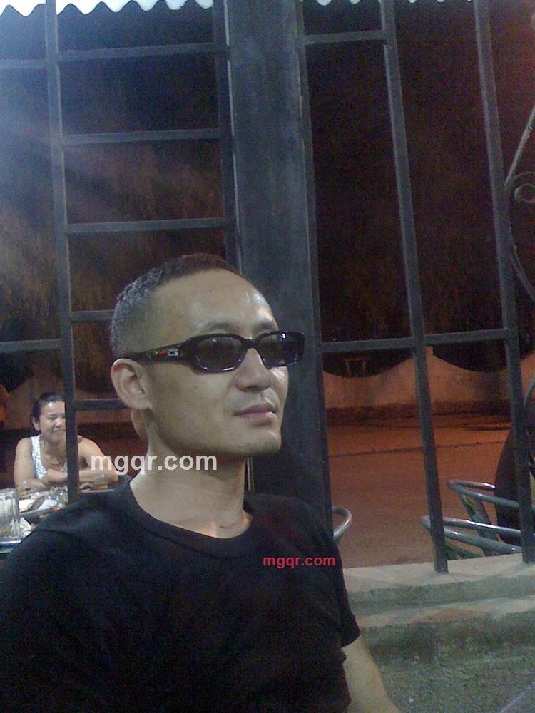 曙光从脸上爬过的第2张照片