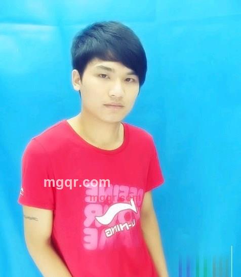 回頭の丶那個眼神﹑的第1张照片