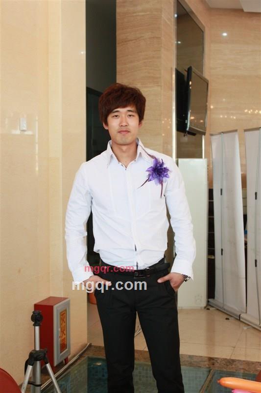 魔力型男的第1张照片