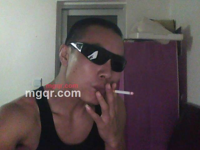 猛男人的寂寞的第1张照片