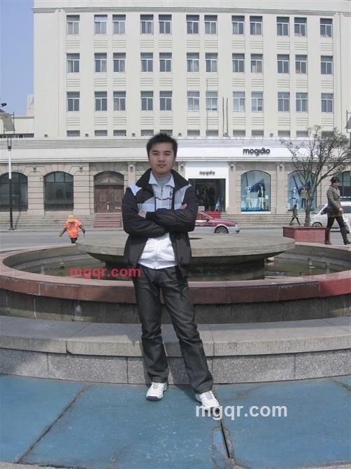 向理想挥手的第1张照片