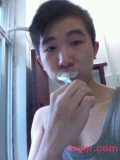 扣扣6o5o9o249的第2张照片