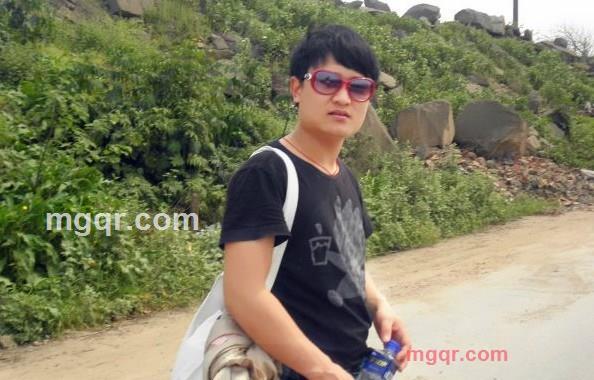 小 妖的第1张照片