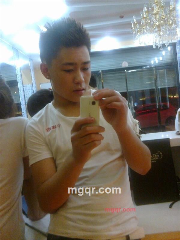 找情侣求??~!的第1张照片