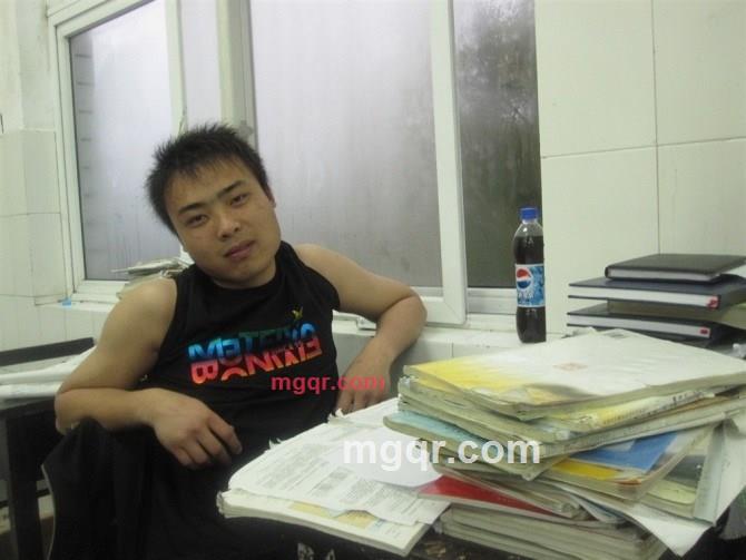 々夜深人寐々的第1张照片