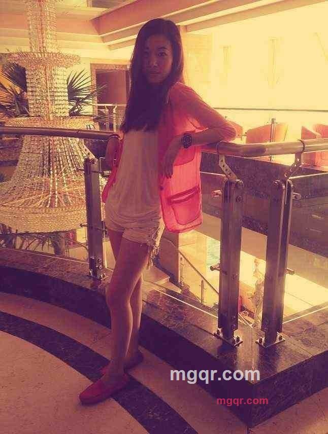 夏颜颜的第1张照片