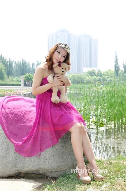 冷色妖娆的第4张照片