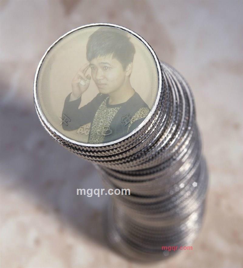 衣柜里的小三的第1张照片