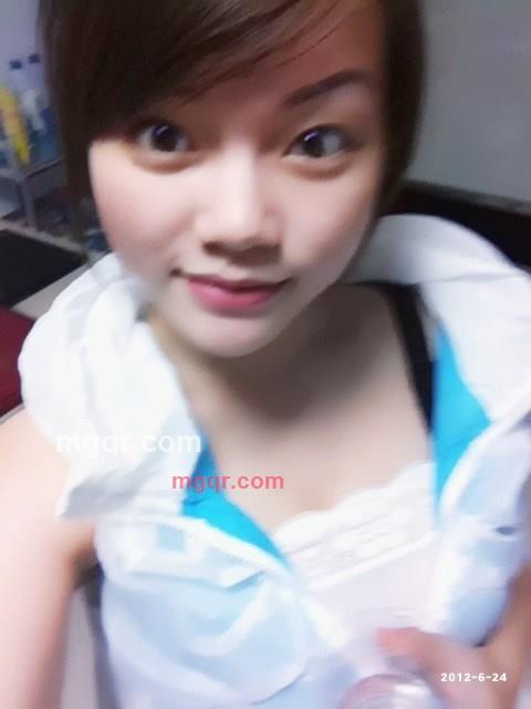 一抹红泪妆的第14张照片