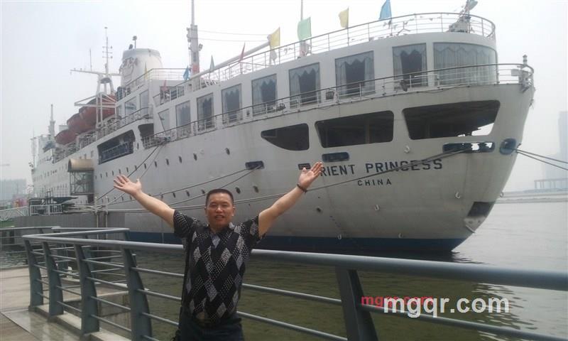 玉树临风至的第5张照片