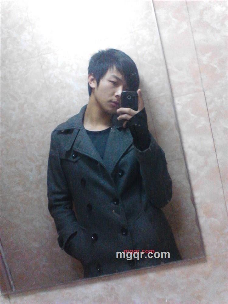 微笑的掩饰的第1张照片