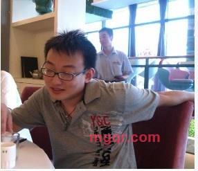 情情和爱爱的第1张照片