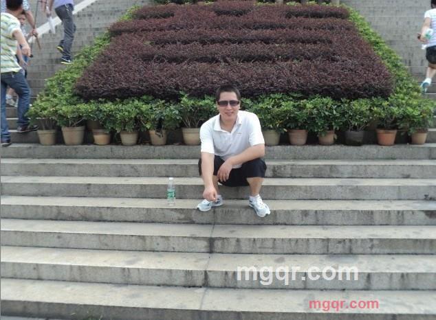 淡蓝的天空的第1张照片