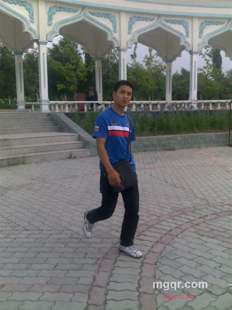 无所谓爱不的第1张照片