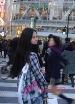 寂寞背后的第1张照片