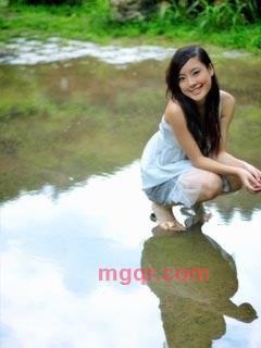 丫丫月的第1张照片