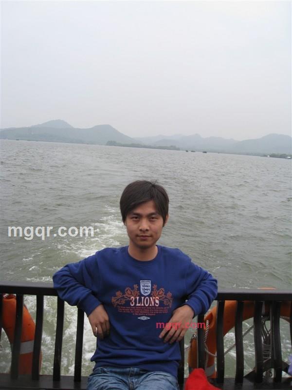 吖柒的第2张照片