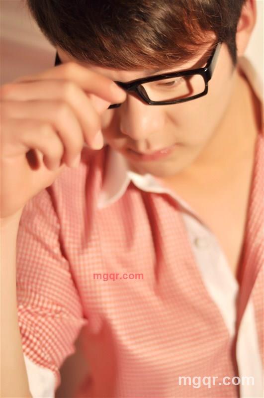 小小的咆哮的第1张照片