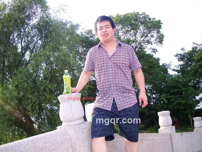 BLUE SKY BOY的第2张照片