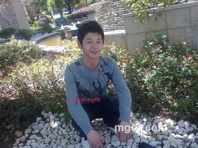 一吻的情的第1张照片