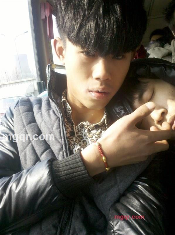 请来爱我的第1张照片